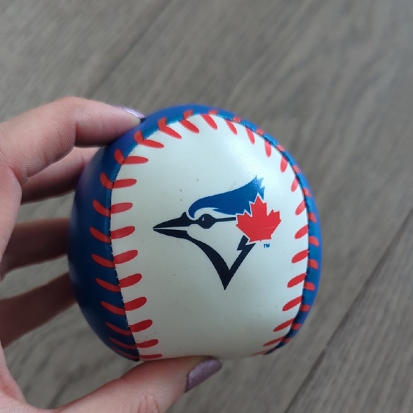 Soft And Padded Blue Jays Kids Baseball - Picture 1 of 3